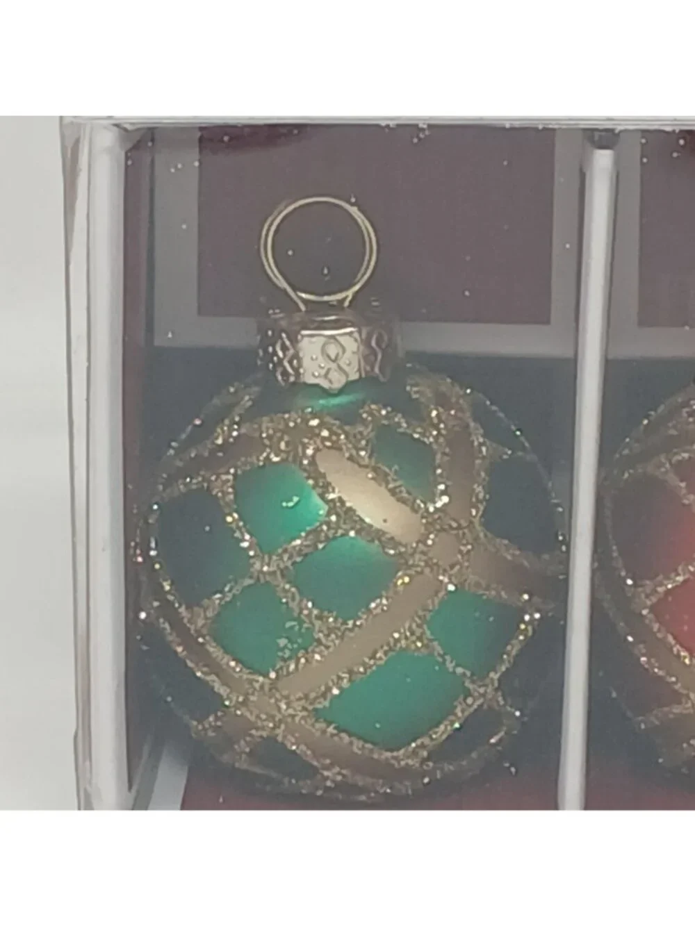 6 Glittery Christmas Ornament Placecard Holders 2
